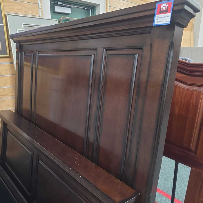QUEEN BED BST