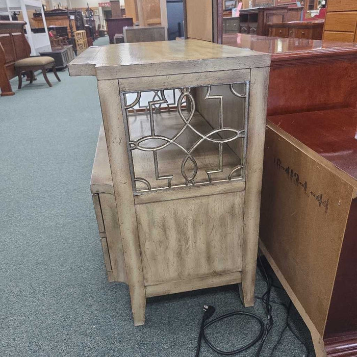 HOOKER NIGHTSTAND