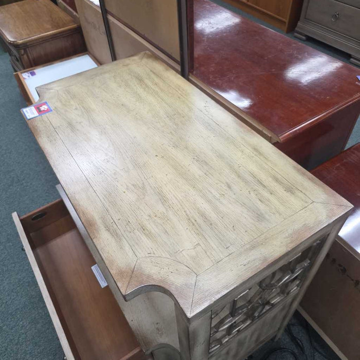 HOOKER NIGHTSTAND