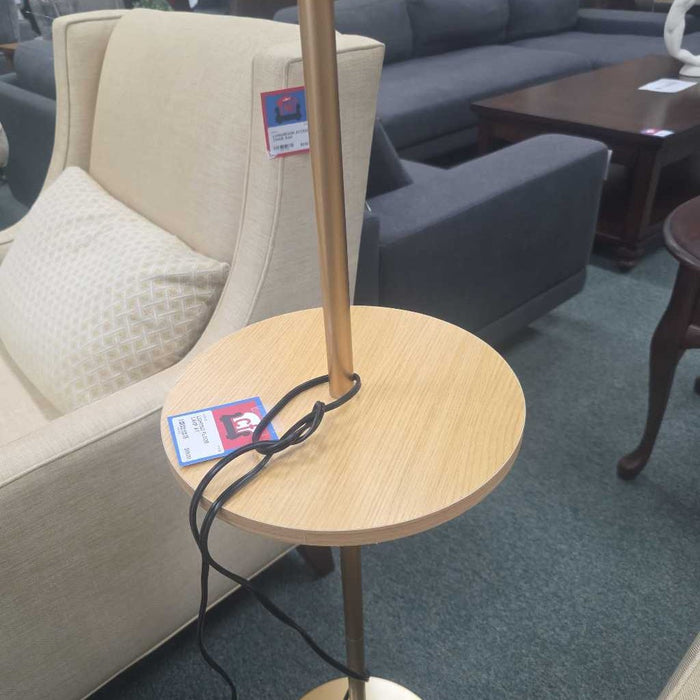 FLOOR LAMP