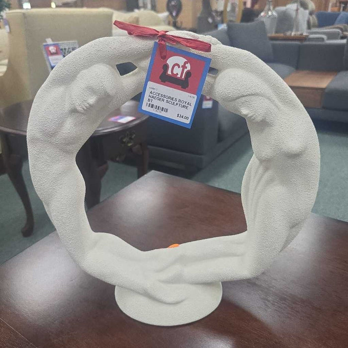 ROYAL HAEGER SCULPTURE BT