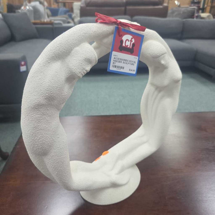 ROYAL HAEGER SCULPTURE BT