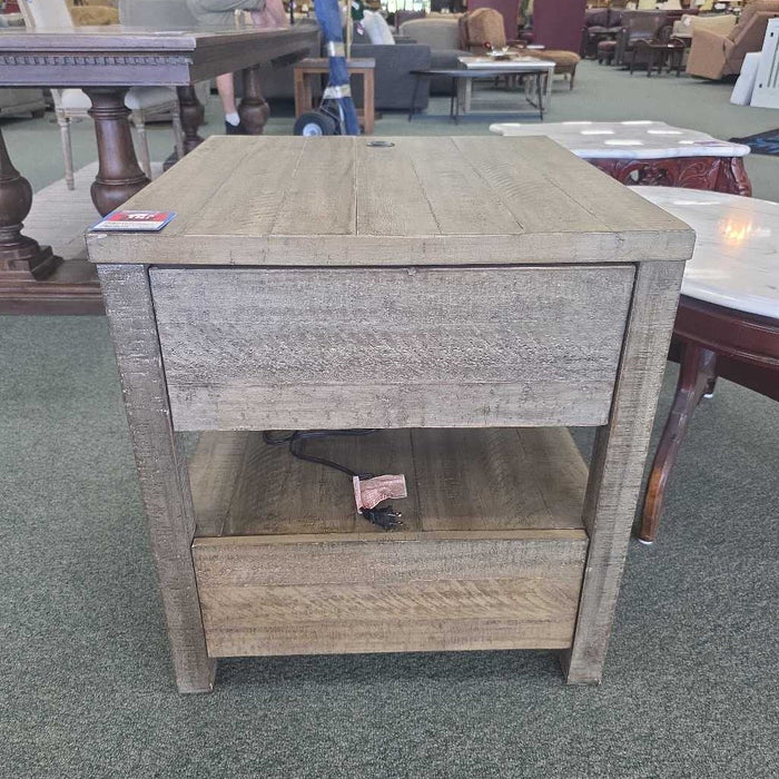 END TABLE WITH POWER SK