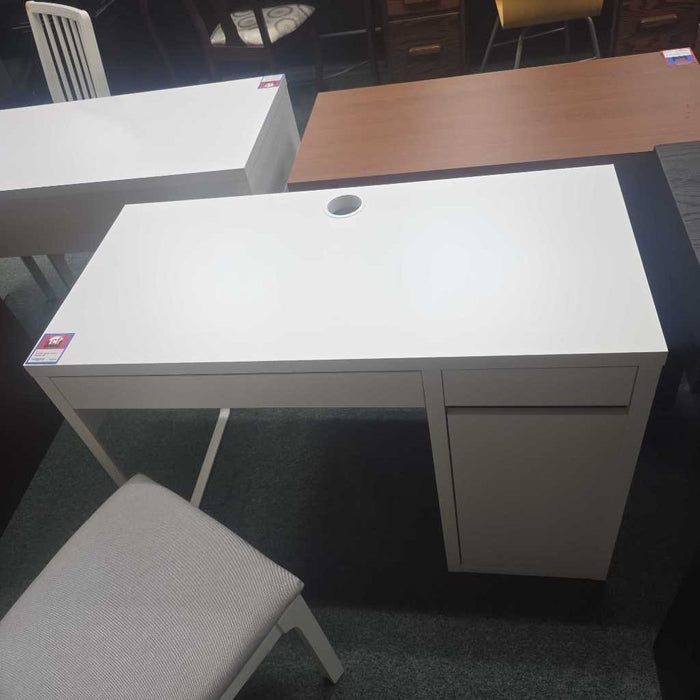 DESK WITH CHAIR SK