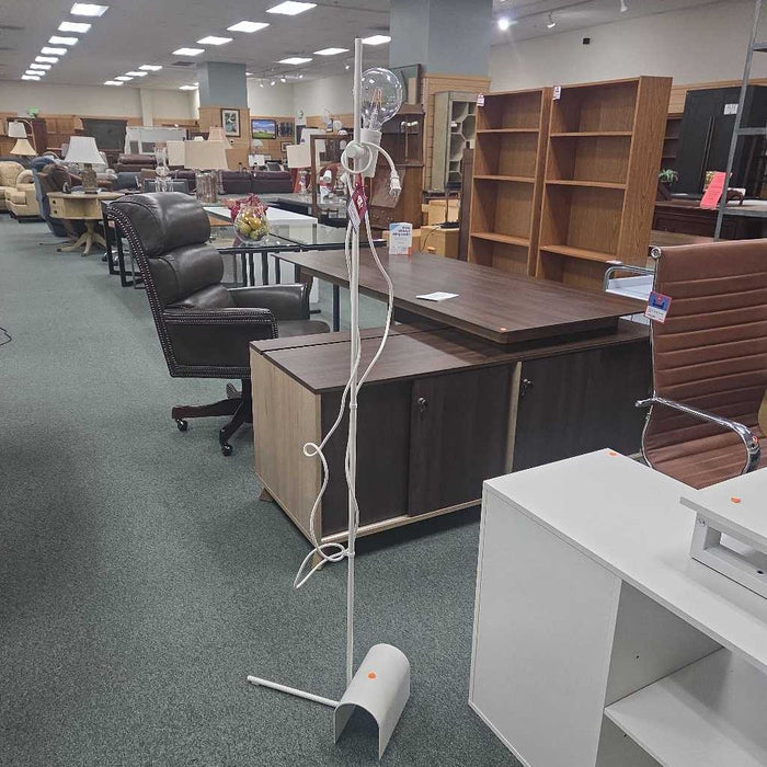 WHITE FLOOR LAMP LS