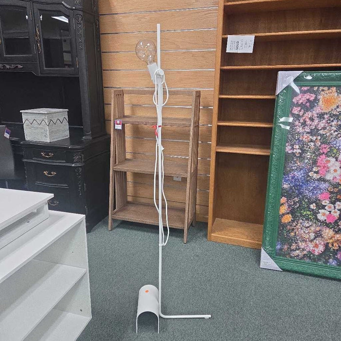 WHITE FLOOR LAMP LS