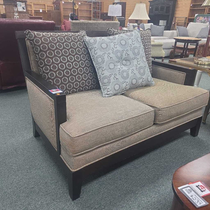 LOVESEAT LSH