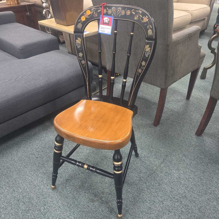 ACCENT CHAIR AT