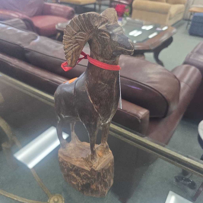 BIGHORN STATUE LS