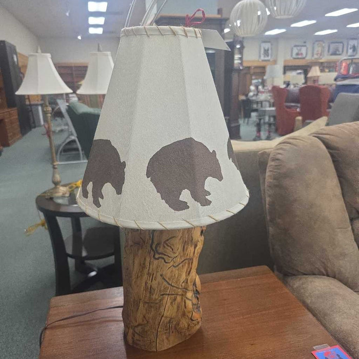 LAMP AT