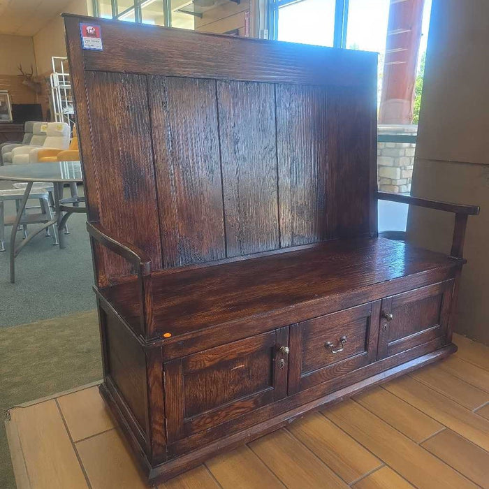 BENCH BTK