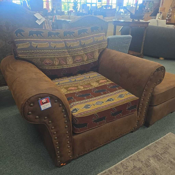 CHAIR WITH OTTOMAN BTK