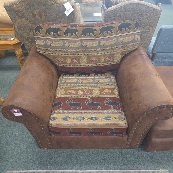 CHAIR WITH OTTOMAN BTK