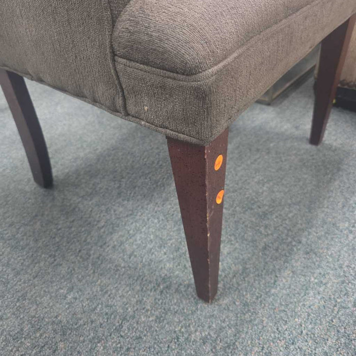 ACCENT CHAIR LS