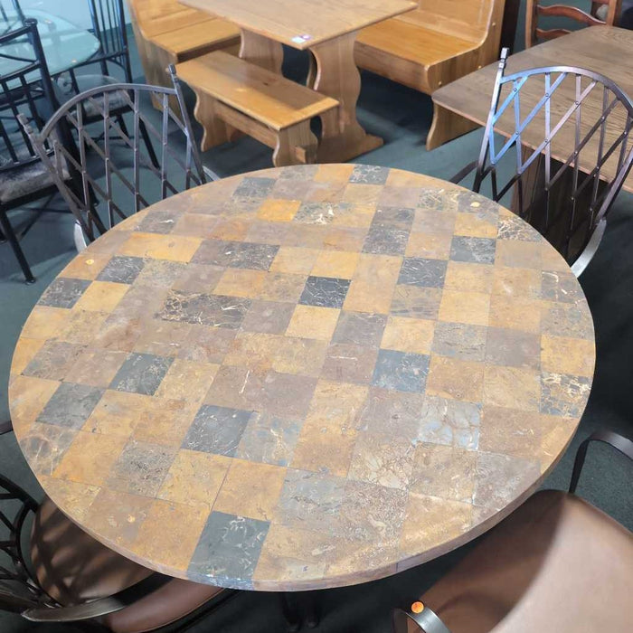 TABLE 4 CHAIRS ALK