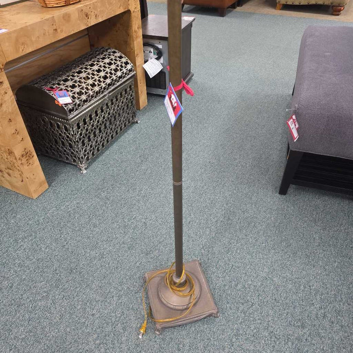 FLOOR LAMP KL