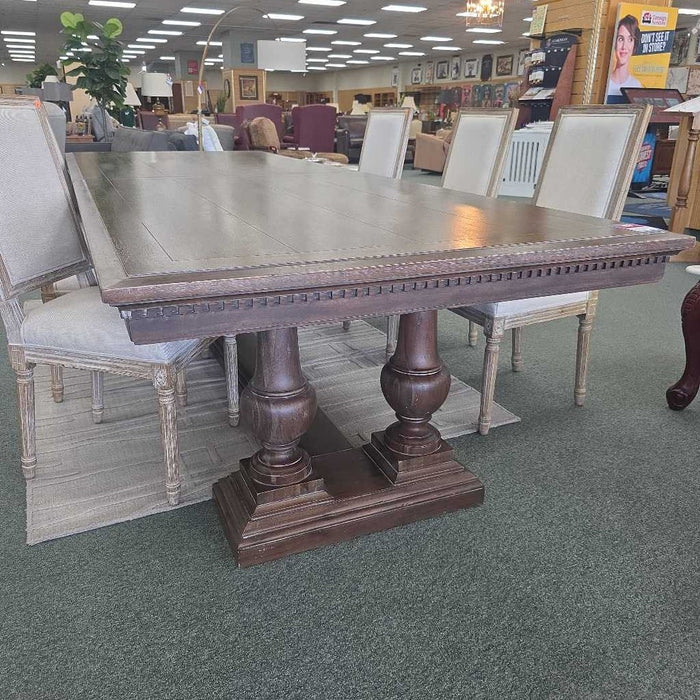 RH ST. JAMES TABLE MIH