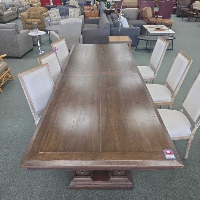 RH ST. JAMES TABLE MIH