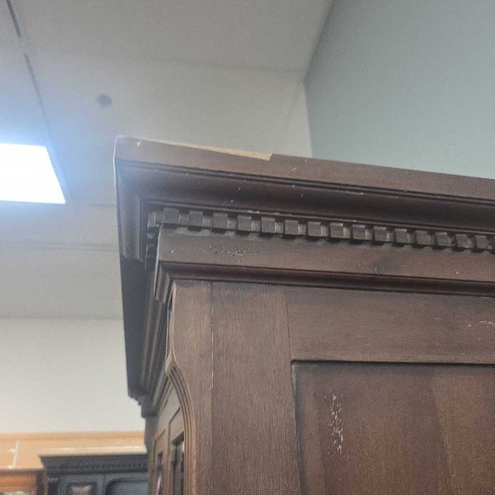 RH ST JAMES GLASS CABINET CKK