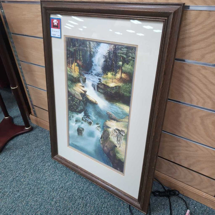 WALL ART AT