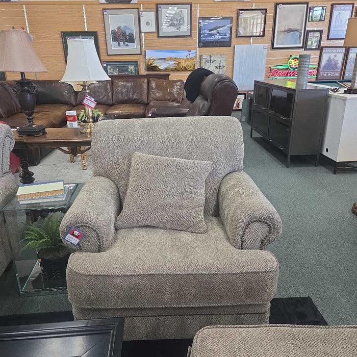 ACCENT CHAIR LSH
