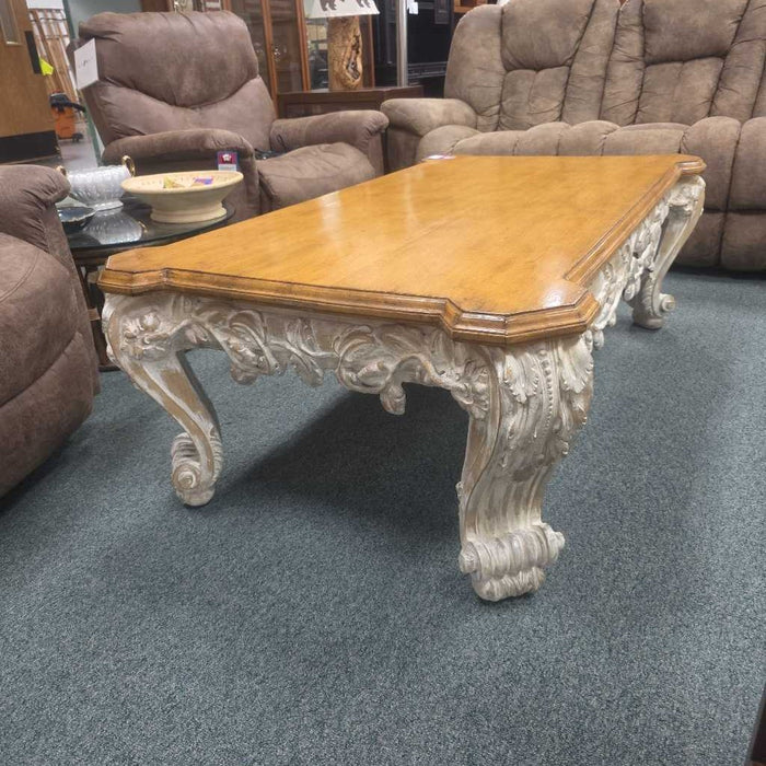 COFFEE TABLE BTK