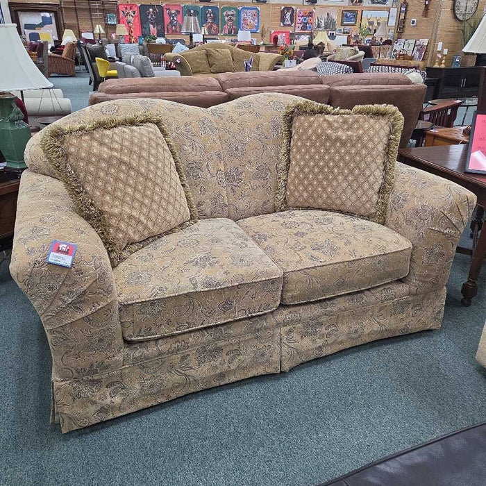 LOVESEAT BTK