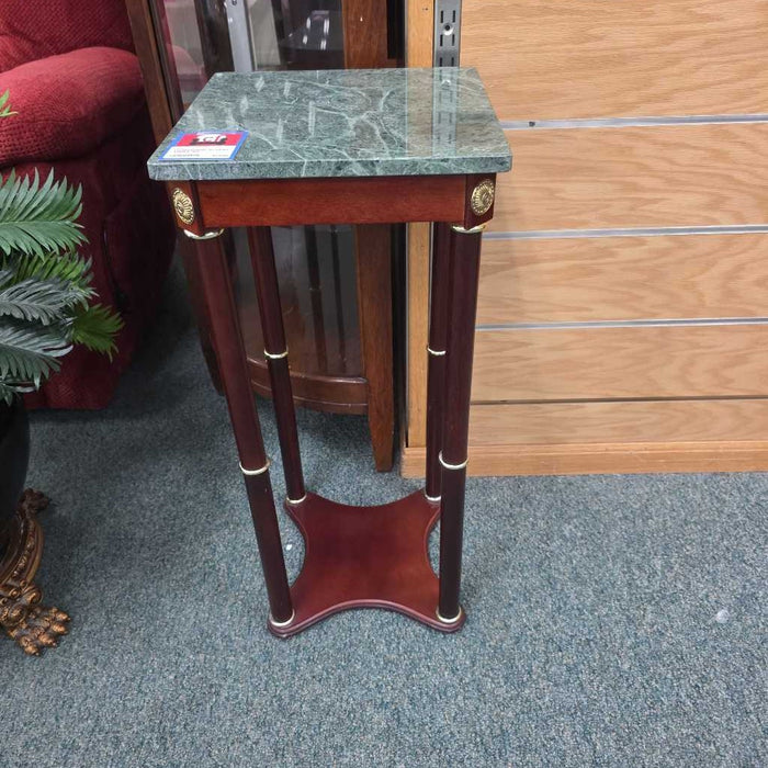 ACCENT TABLE AT