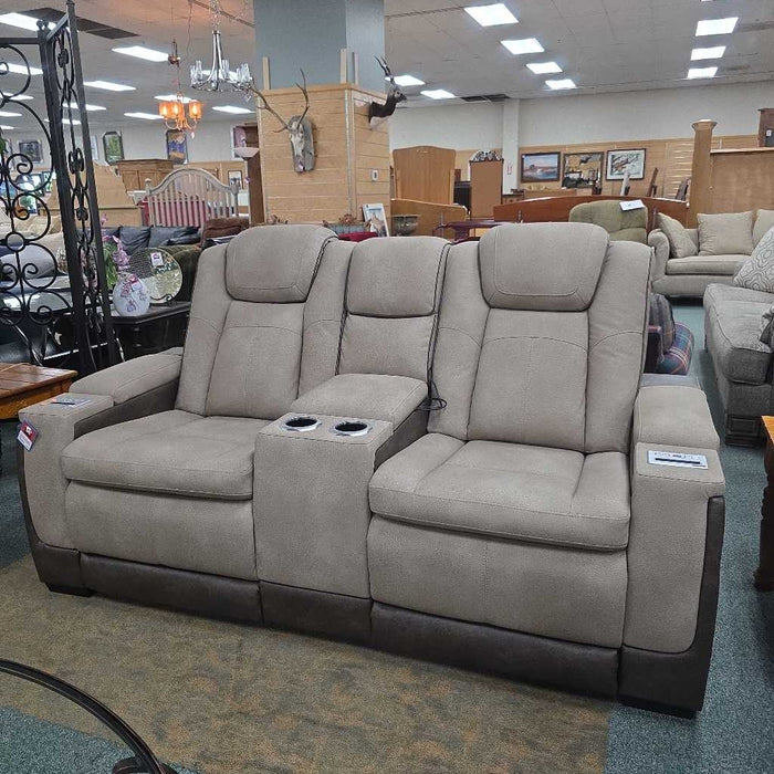 POWER RECLINING LOVESEAT MIH