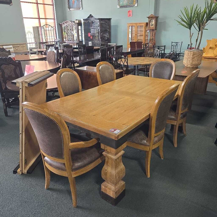 DREXEL HERITAGE TABLE WITH 6 CHAIRS AND 2 LEAVES SKH