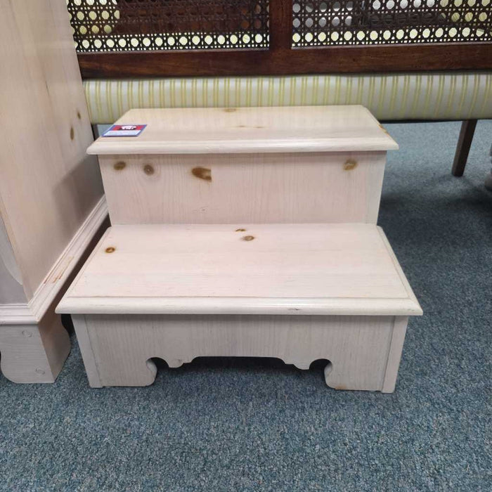 BED STEPS BT