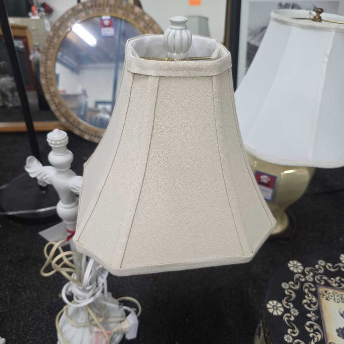 LAMP BA