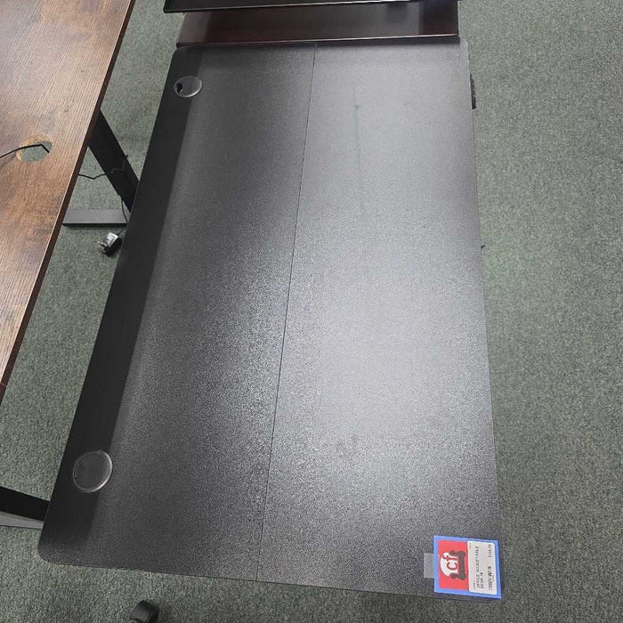 ADJUSTABLE DESK MI