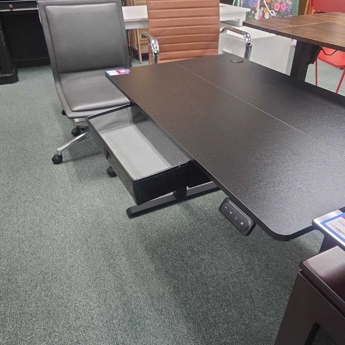 ADJUSTABLE DESK MI