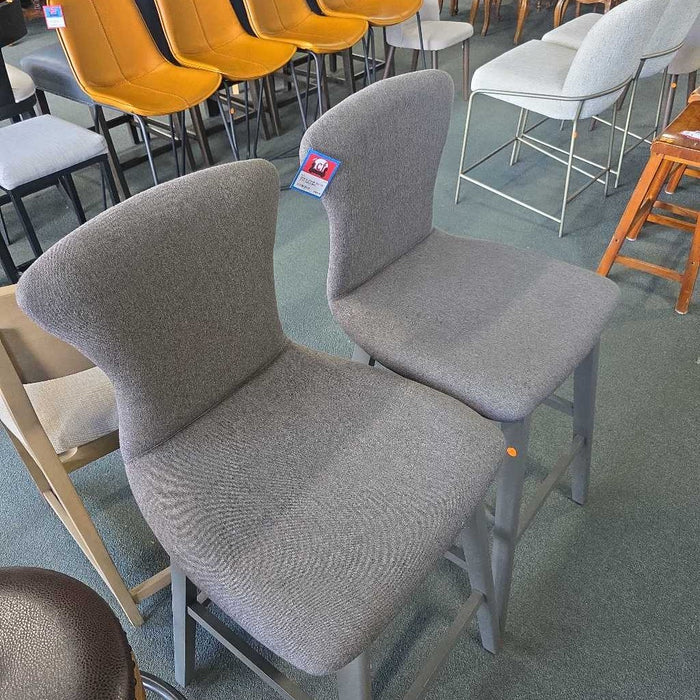 SET OF 2 STOOLS BHC