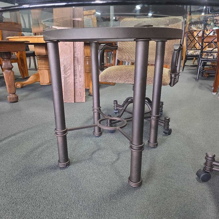TABLE WITH 4 CHAIRS ALK