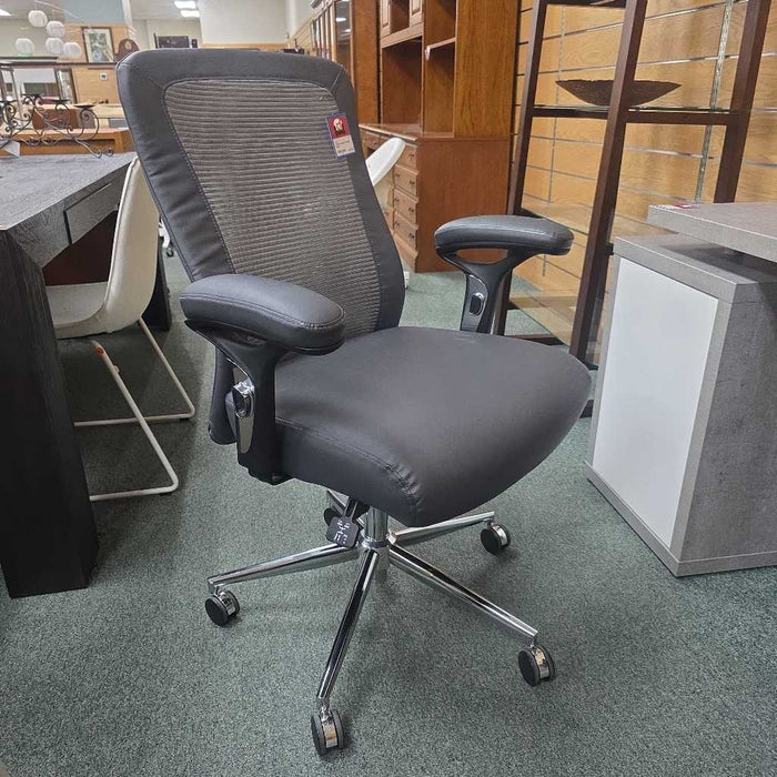DESK CHAIR BBM