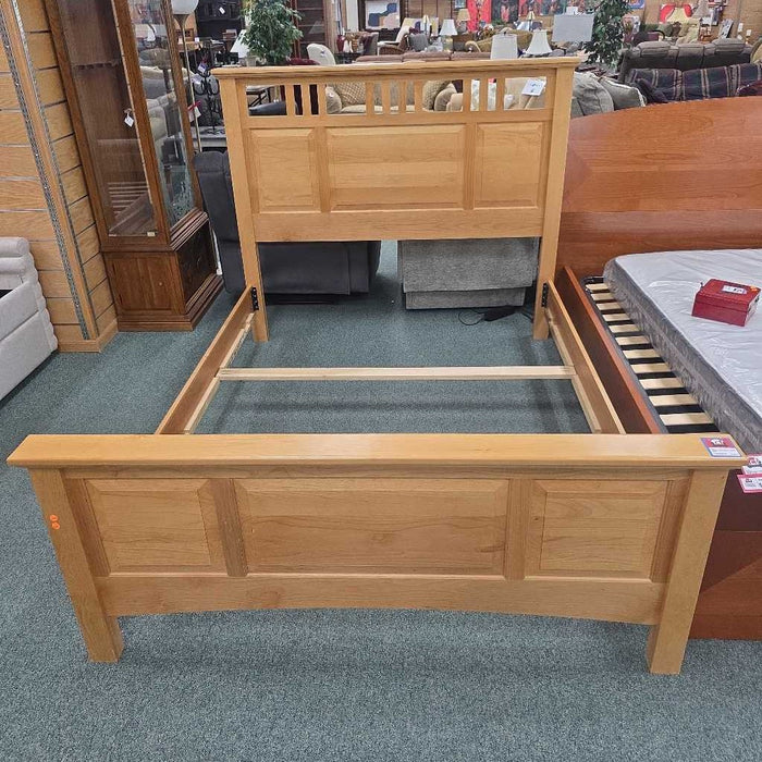 QUEEN BED BST