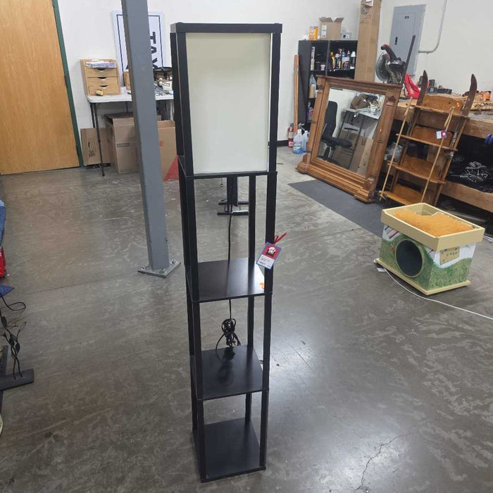 FLOOR LAMP BA