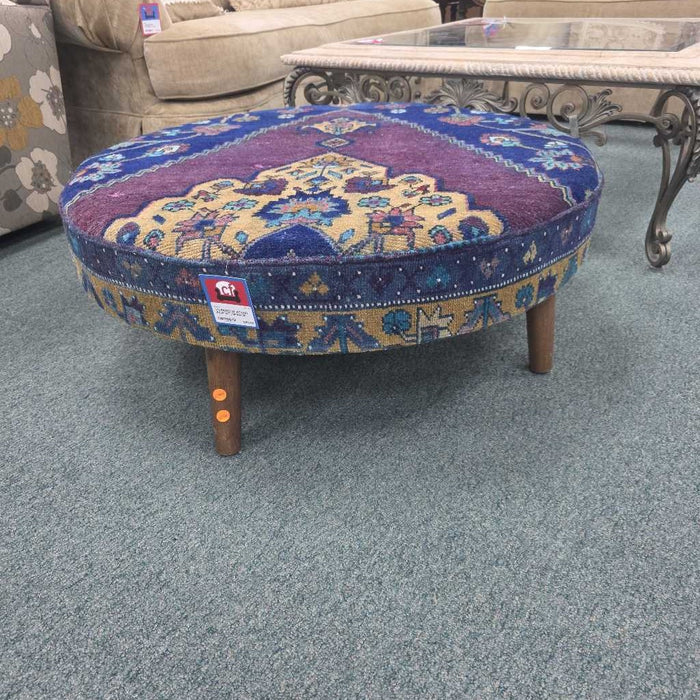 ROUND KILIM OTTOMAN MI