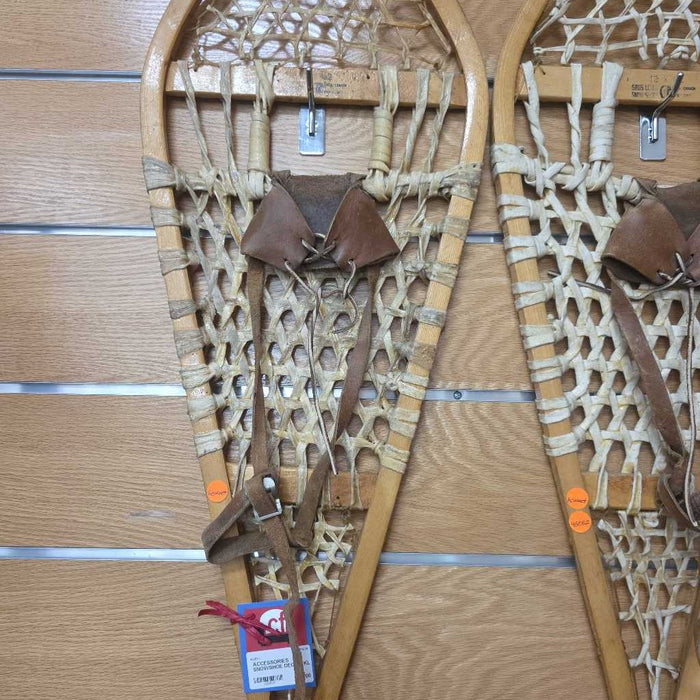 SNOWSHOE DECOR KL