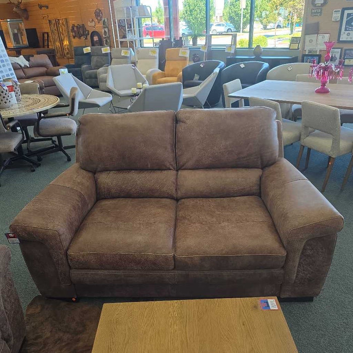 KNOX ITALIAN ALL LEATHER LOVESEAT CKK