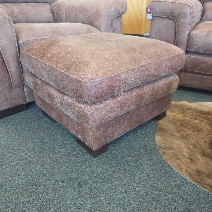KNOX ITALIAN ALL LEATHER CHAIR WITH OTTOMAN ALK