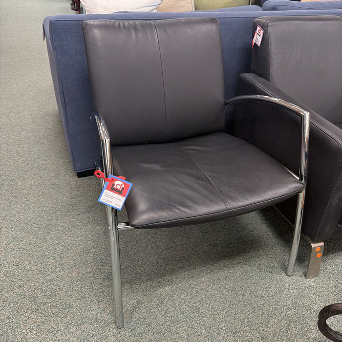 ACCENT CHAIR BAH