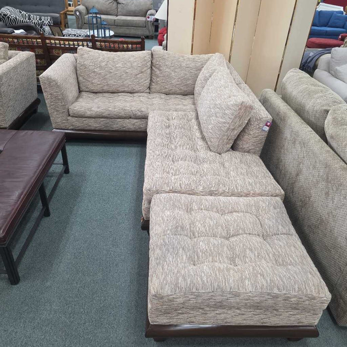 3PC SECTIONAL KLH