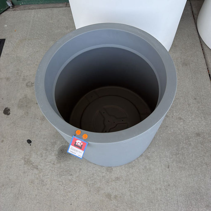 GRAY PLANTER AT