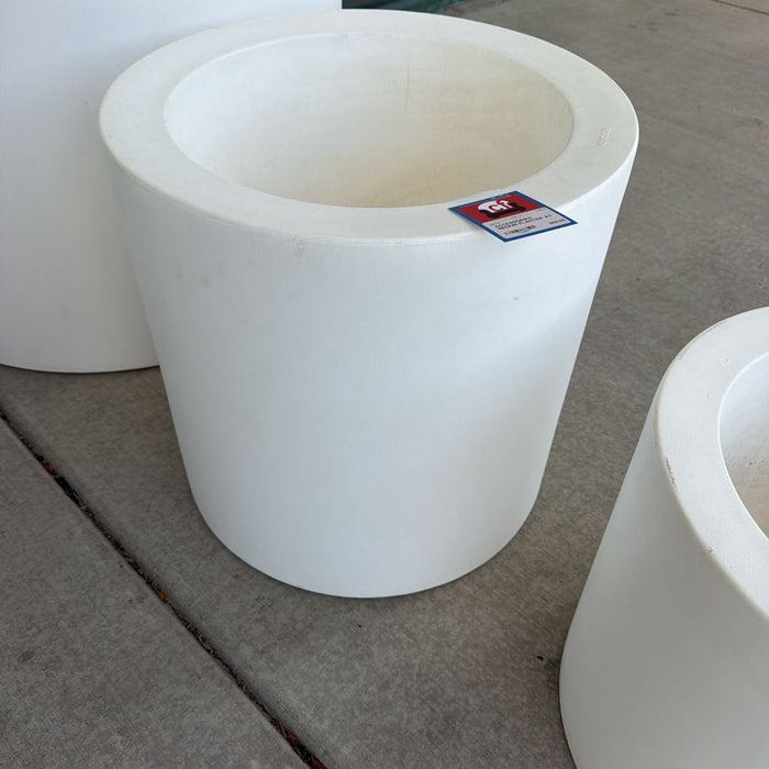 MEDIUM PLANTER AT