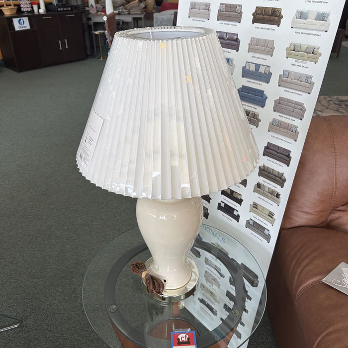 WHITE LAMP