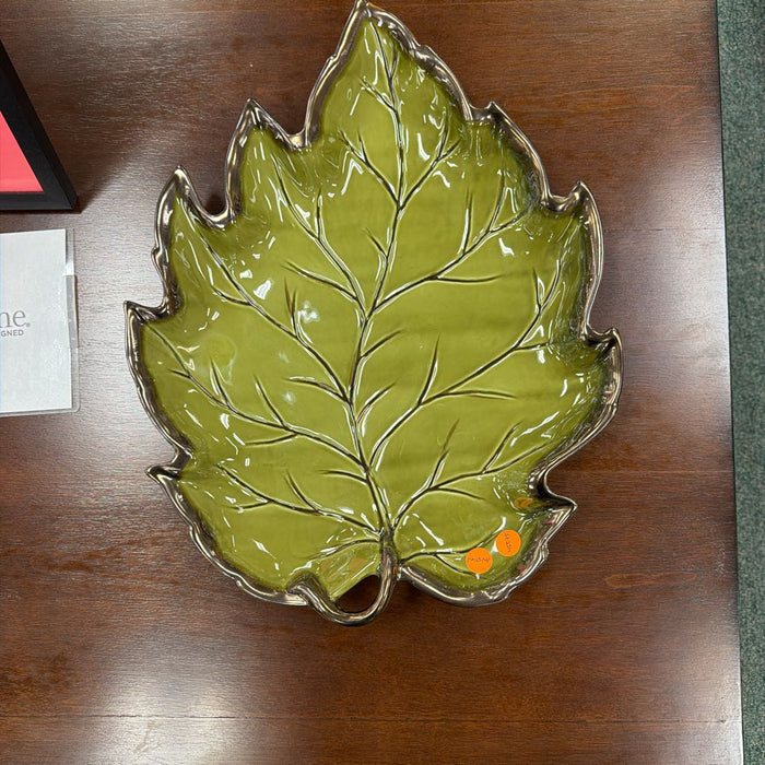 GREEN LEAF TRAY DECOR