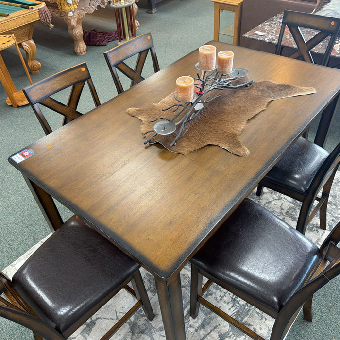 TABLE WITH 6 CHAIRS BTK